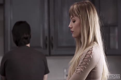 Aaliyah Love примирилась со своим другом после хорошего траха